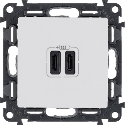 Valena LIFE.Зарядное устройство с двумя USB-разьемами тип C-тип С 240В/5В 3000мА.С лицевой панелью.Цвет Белый